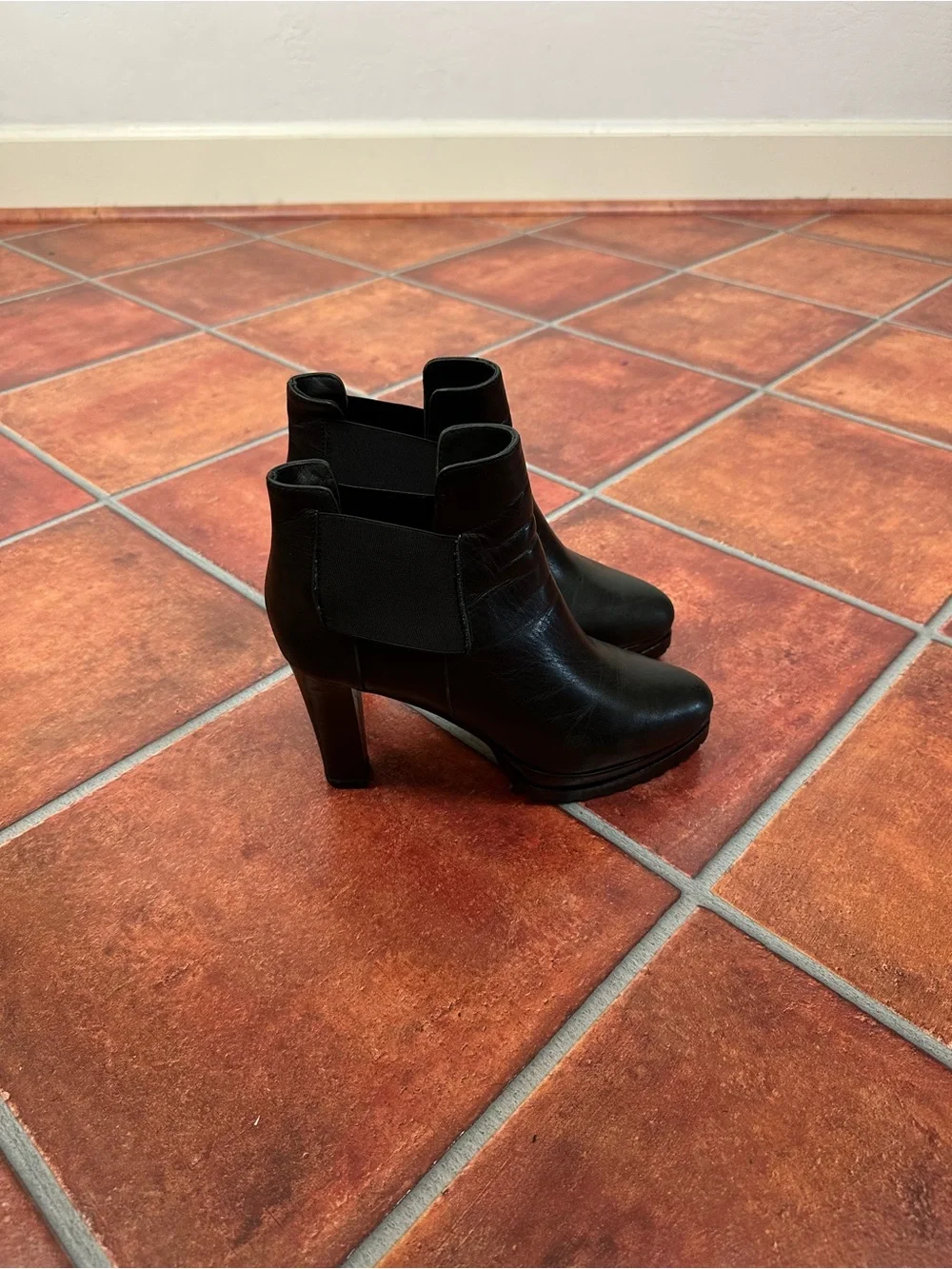 All Saints Sarris Leather Ankle Boots in Black